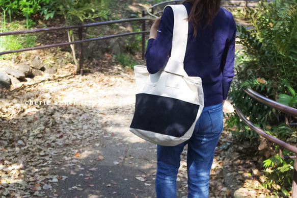 CLOUCHY SHOULDER BAG（キナリ×ブラック） 3枚目の画像