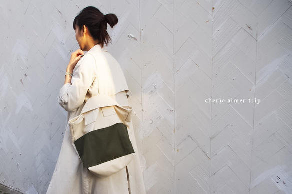 CLOUCHY SHOULDER BAG（キナリ×オリーブ） 4枚目の画像