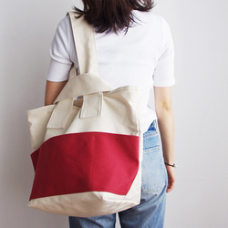 CLOUCHY SHOULDER BAG（キナリ×キャニオンレッド） 1枚目の画像