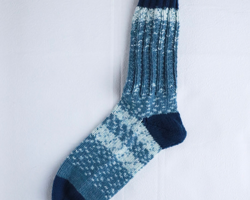 手編み靴下（１０）水色×青×白 1_c1da3e9be0ea5c41987542d69f11
