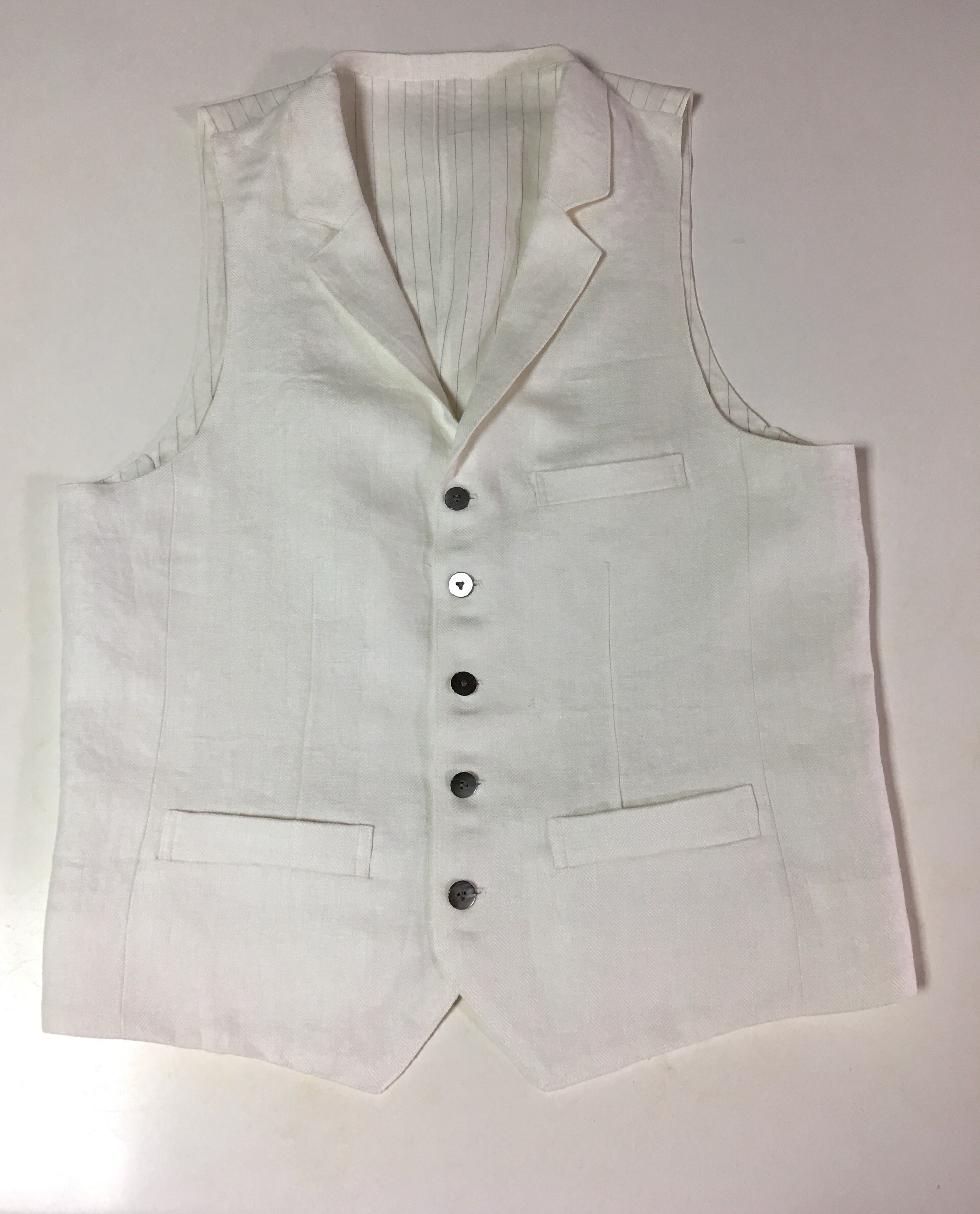 再販(セミオーダー)最高の麻生地を使ったメンズジレ(ベスト)