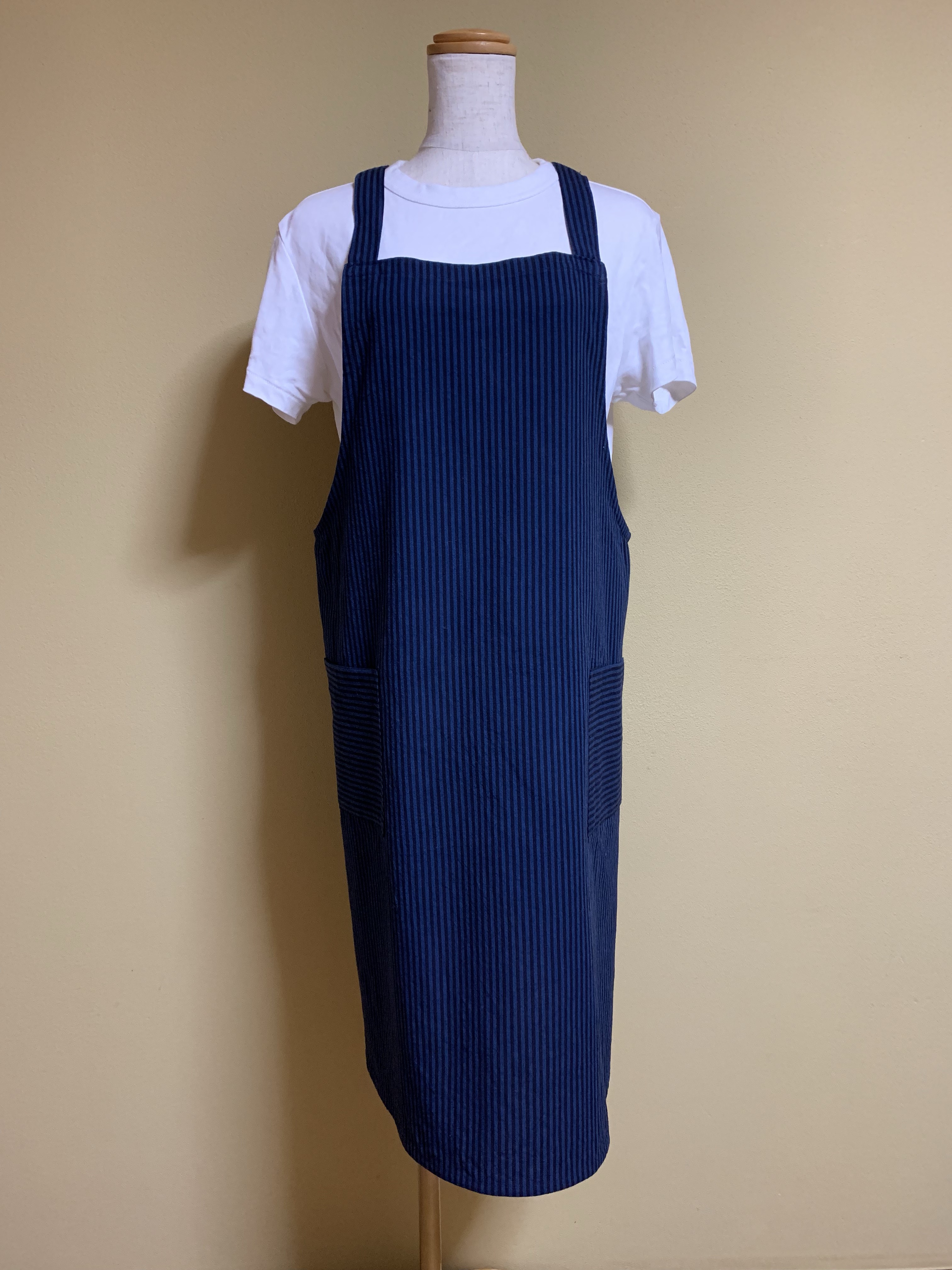 《亀田縞》かぶるだけのエプロンkaburi (夜明け前)