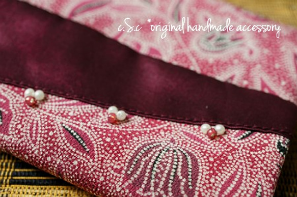 お数珠袋　赤紫色～アンティーク着物地 4枚目の画像