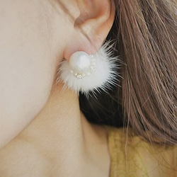 Cotton Pearl*Whiteファーピアス（イヤリング） 2枚目の画像