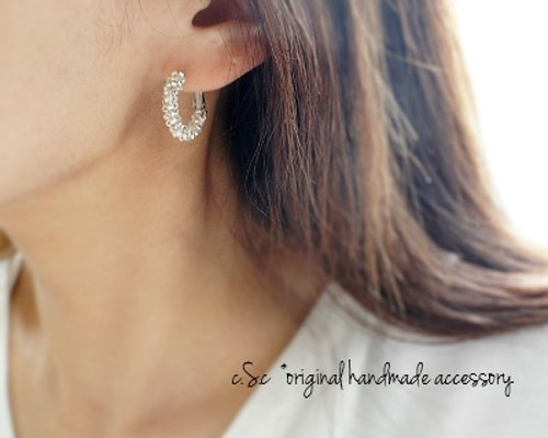 ≪glitter≫クリスタルシルバーフープピアス ピアス（フープ