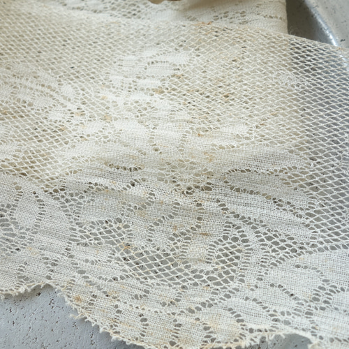 フランスアンティーク　アンティークレース　ドイリー　モノグラム　エクリュ フランスアンティーク アンティークレース ドイリー モノグラム