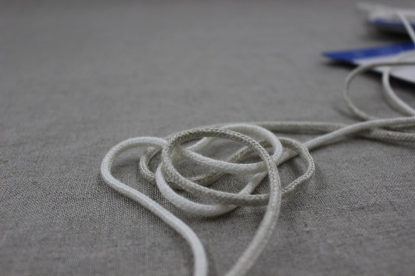 [2色/4mm寬] No，3047L Linen / Rayon cord Spindle 30m Winding 第9張的照片