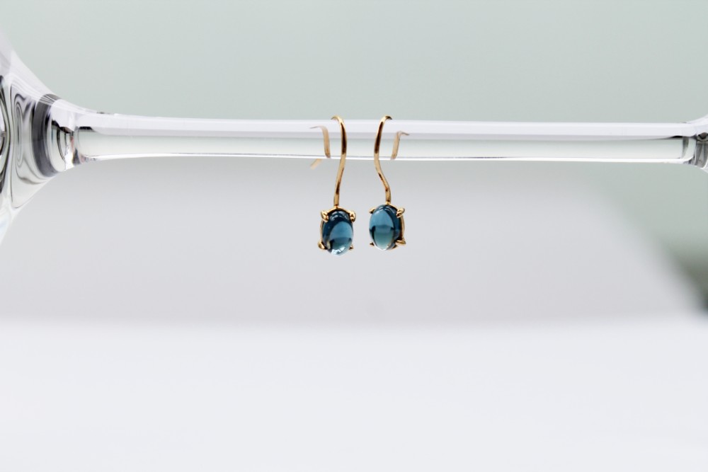 [morning dew] 天然石 ロンドンブルートパーズ 1粒 ピアス (18KGP)