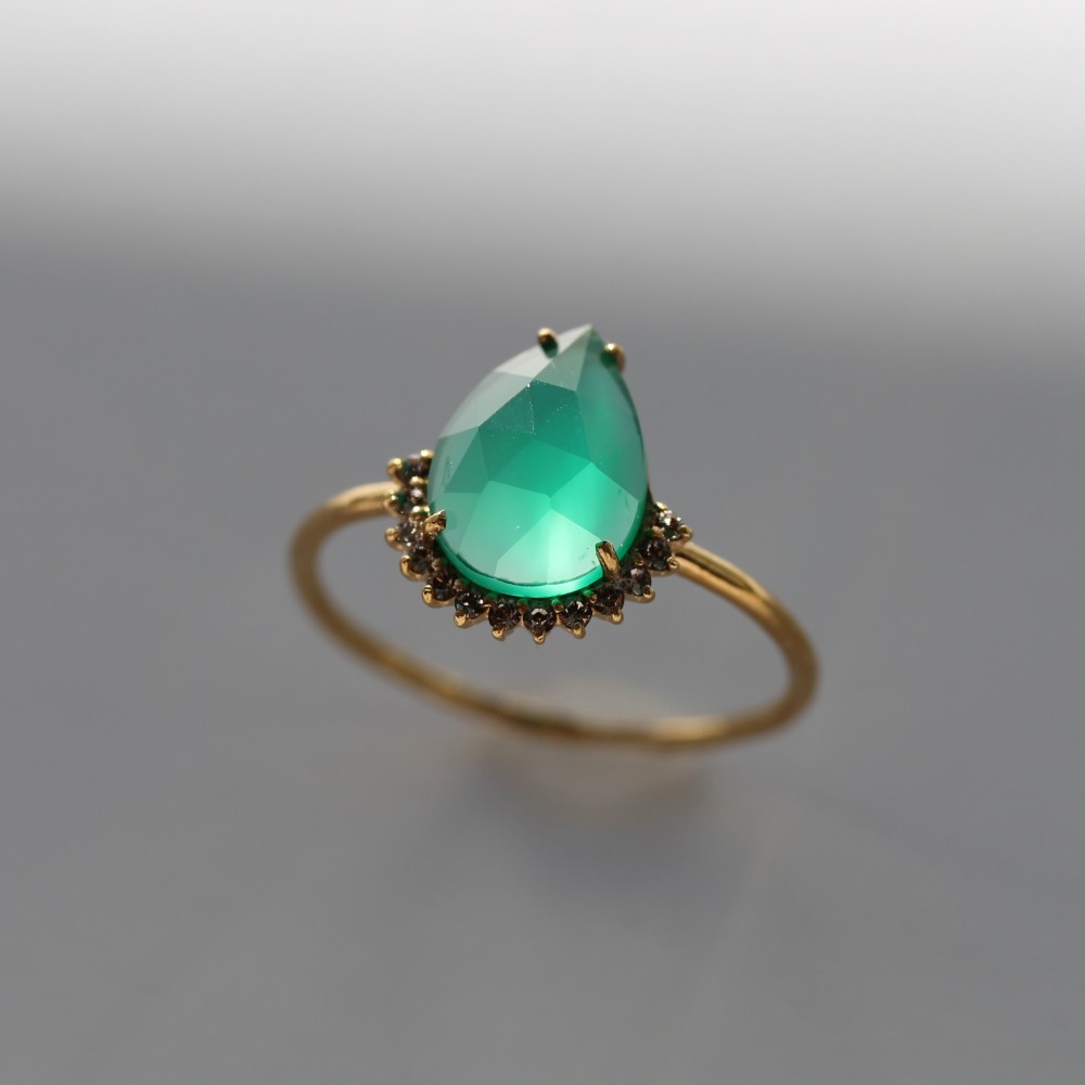 [frill drop] 天然石 グリーンオニキス ペアシェイプリング 18KGF