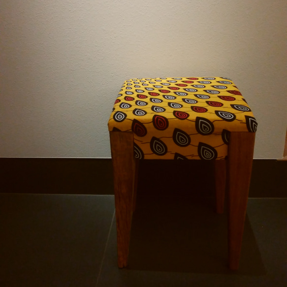 アフリカン スツール 木製 3本脚 椅子 民芸/African Wooden