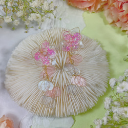 明るいシェルピンクの花 2枚目の画像