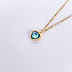 ３月生まれにアクアマリンの小さなハートが輝くプチネックレス～アレルギー対応可能 5枚目の画像