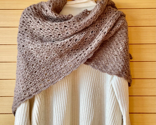 unfil (アンフィル) silk wool honeycomb-knit triangle stole