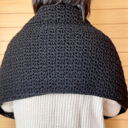 国産ウールで編んだ【モモンガカーディガン】黒 カーディガン banamaru