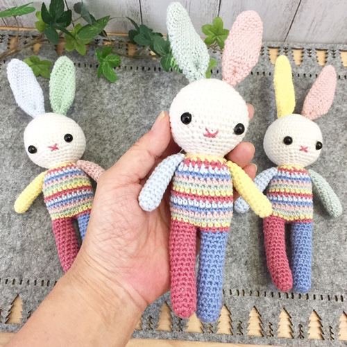 期間限定キャンペーン 小さなカラフルうさぎの編みぐるみコットン手編み【残り1体のみ あみぐるみ
