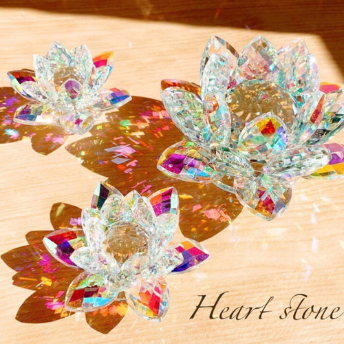 限定入荷！】虹色に輝くオーロラクリスタル✧︎蓮 -lotus-【L