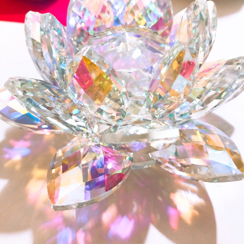 限定入荷！】虹色に輝くオーロラクリスタル✧︎蓮 -lotus-【L