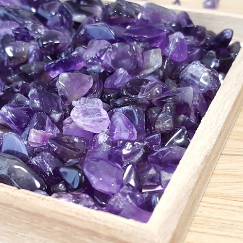 深み紫が美しい◇濃色アメジスト さざれ石100g 天然石 浄化用