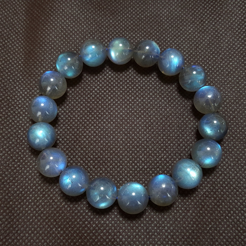 ヒット商品！黒からの閃光！輝くシラーを秘めた神秘的な