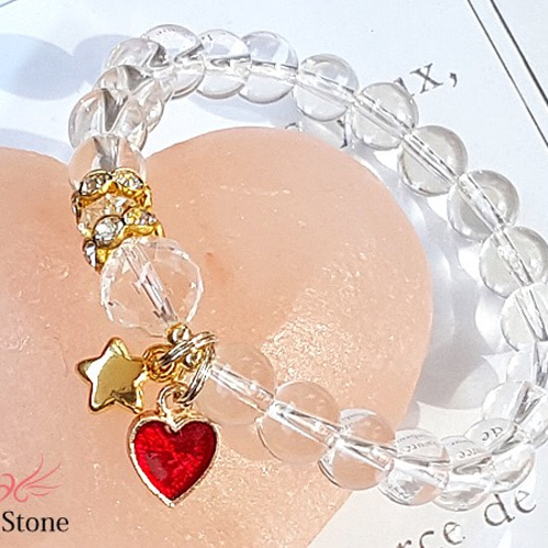 あらゆる幸せを呼び寄せる!?ハートの水晶ブレスレット♪Crystal Heart  