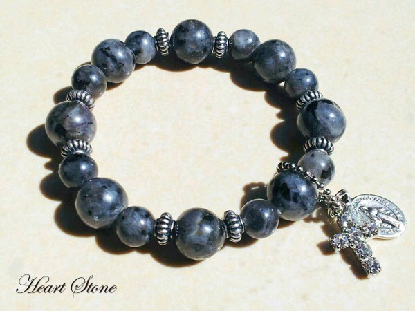 【Glanzシリーズ】より天然石らしさを好むあなたへ・・。ラルビカイト パワーストーンブレスレット 天然石