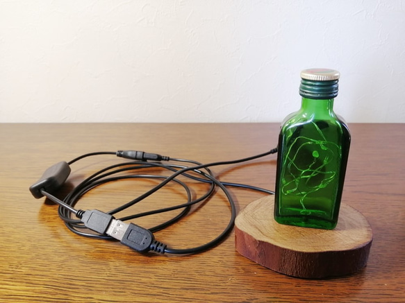 緑の小瓶のミニランプ 5枚目の画像