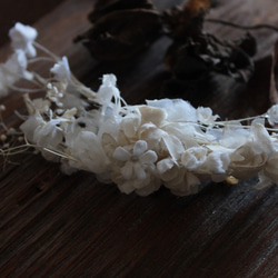 白い小花のヘッドドレス 4 3枚目の画像