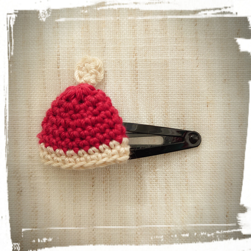 超早割祭2023 2個セット♪『サンタ帽子 ベビーヘアクリップ