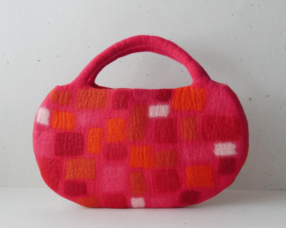 【受注制作】フェルトバッグ　赤いコンポジション