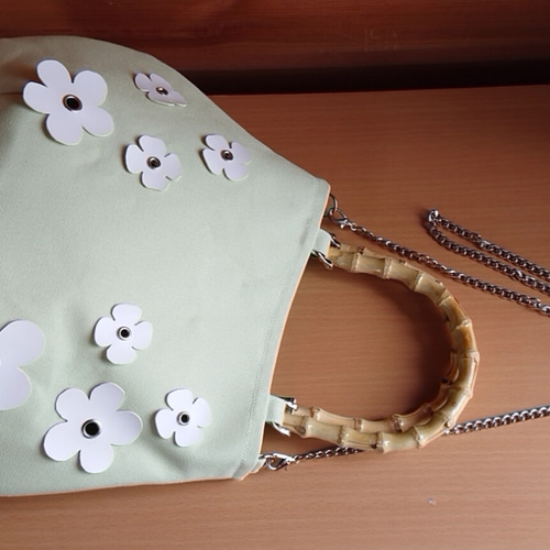 手作り 花飾り付きトートバッグ 手作り 花飾り付きトートバッグ