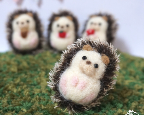 受注制作（ハリネズミ）羊毛フェルト 羊毛フェルト アトリエクラウン