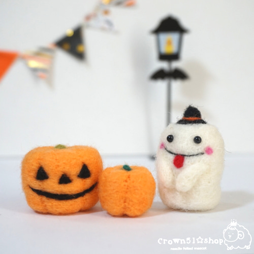 ハロウィン飾りOkg ミニおばけとお菓子 羊毛フェルト ハンドメイド 羊毛フェルト ハロウィンおばけ 羊毛フェルト 秋都 通販
