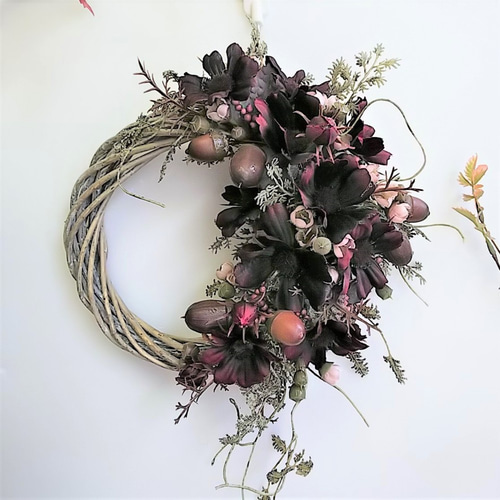 チョコレートコスモス と ドングリ の アンティークカラー リース S2