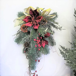 クリスマス スワッグ ポインセチア（ワイン）と 野バラの実 Mサイズ アーティフィシャルフラワー 3枚目の画像