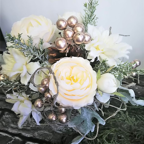早割】シック な ホワイトクリスマス アレンジ アーティフィシャル