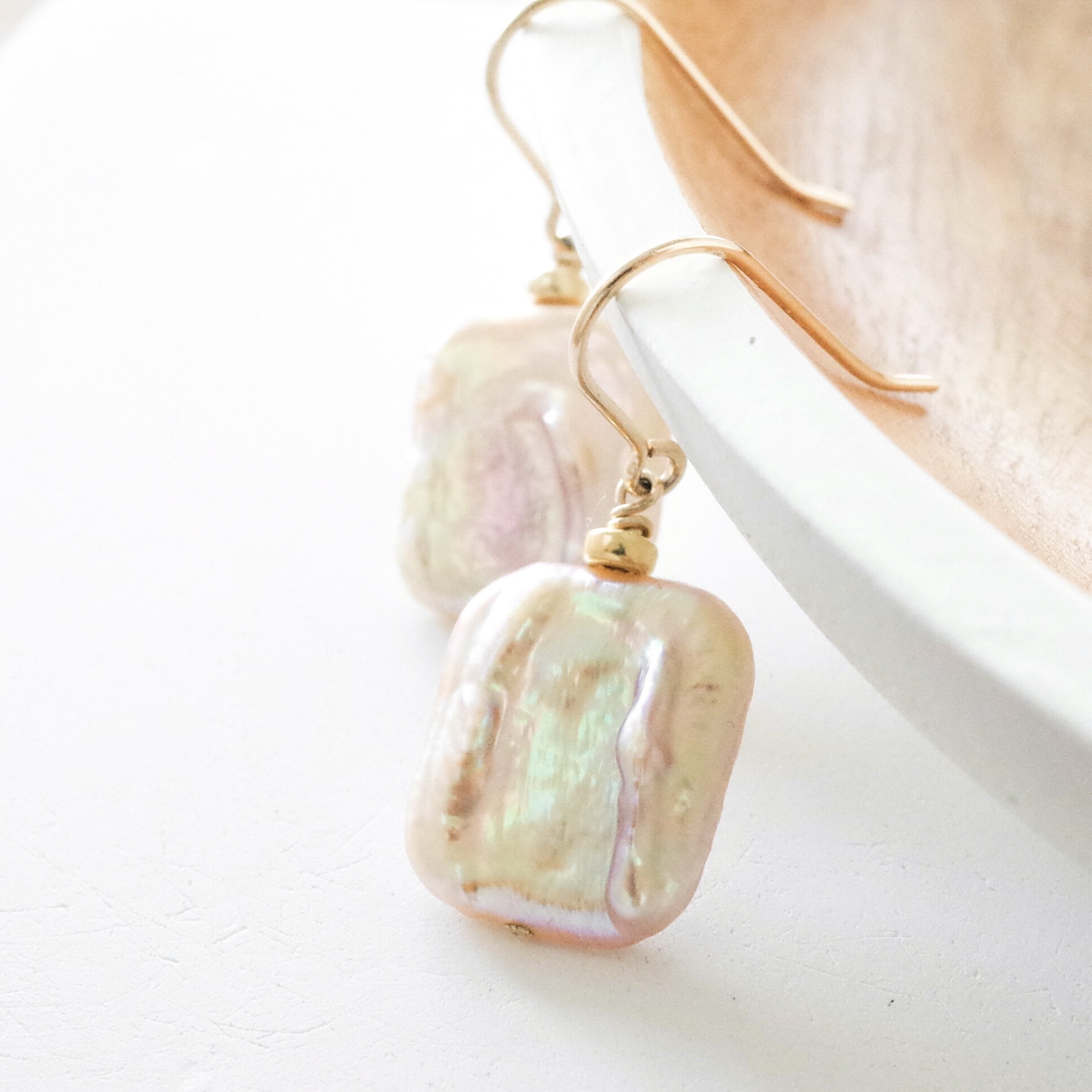 【Creema限定】【高品質】レクタングルバロックパールのフックピアス(14kgf)