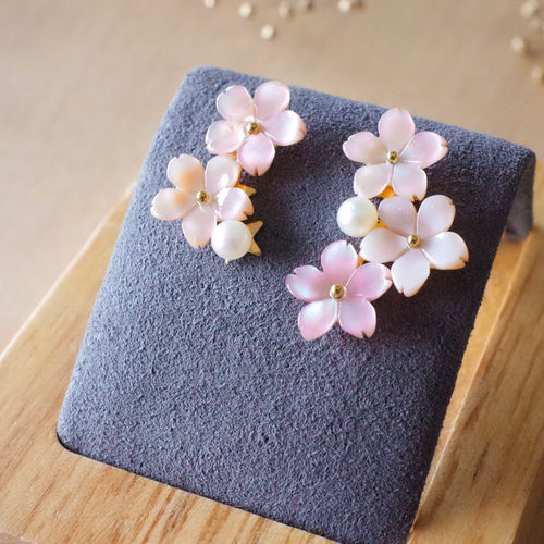 桜　ダブレット　カービング　あこや　淡水　アシメ　14kgf ピアス 桜 ダブレット カービング あこや 淡水 アシメ 14kgf ピアス
