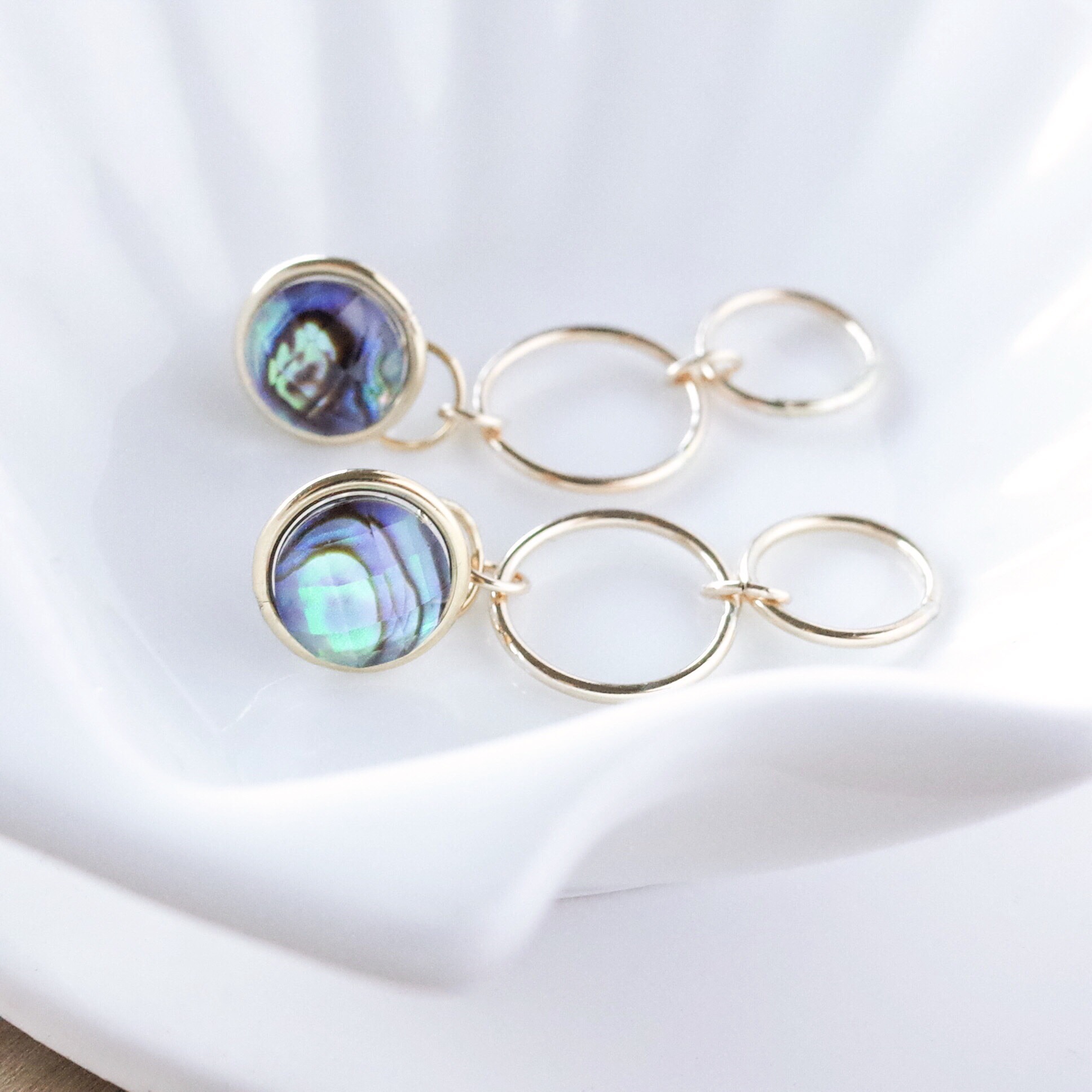 アバロンシェルxクリスタルの2WAYスタッドピアス(14kgf) ピアス 