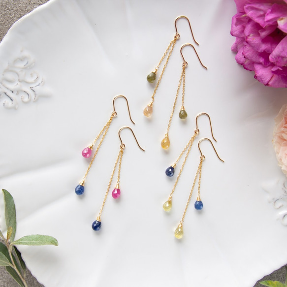 14kgfムーンシェープカービング・マルチカラーサファイアピアス 14kgf