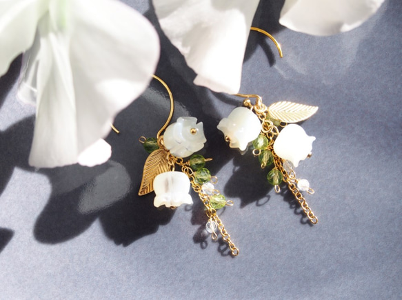 可愛い希少 アメジストの鈴蘭カービングピアスチャーム＊