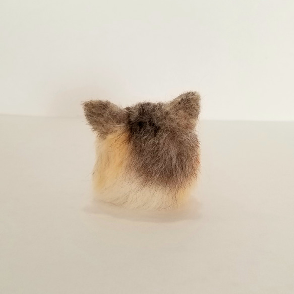 キーホルダー　三毛猫　羊毛フェルト　　《送料無料》 5枚目の画像