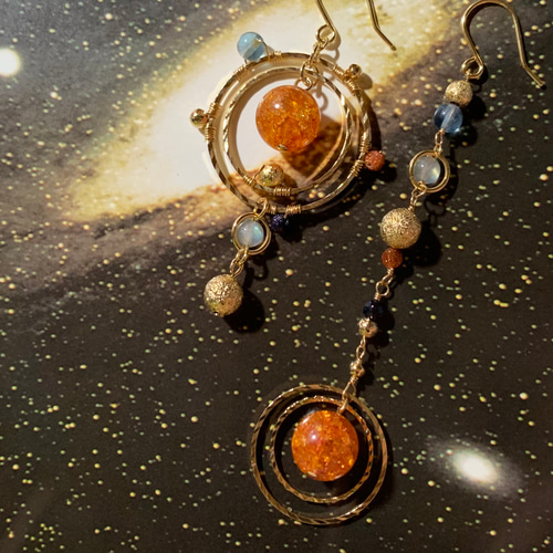 受注製作】太陽惑星のくるくるリングアシンメトリーピアスorイヤリング 