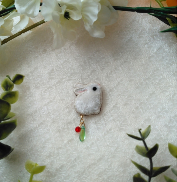 春待ちウサギ　~白~ 2枚目の画像