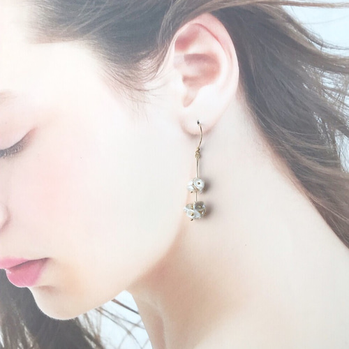 再販】【K14gf 】淡水パールのお花のブーケピアス(イヤリング) ピアス 