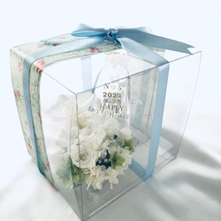 【プリザーブドフラワー／ガラスの靴リングピロー】白い胡蝶蘭が夢見る幸せと白い薔薇とジャスミンの祝福 9枚目の画像