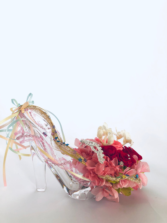 【プリザーブドフラワー／ガラスの靴シリーズ】プリンセスのティアラと金色の髪の魔法 自由と幸せと愛 5枚目の画像