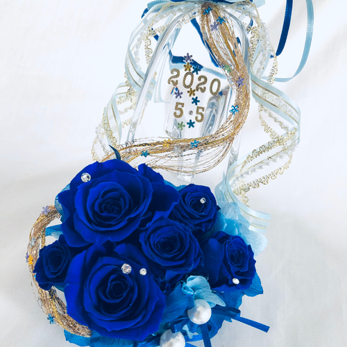 プリザーブドフラワー／ガラスの靴リングピロー】青い薔薇と金色