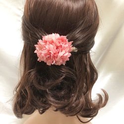 【プリザーブドフラワー/ヘアアクセサリーシリーズ/本当の紫陽花の髪飾りミニサイズ】 1枚目の画像