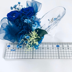 【プリザーブドフラワー／ガラスの靴ミニシリーズ】青い薔薇のミニサイズのガラスの靴【リボンラッピング付き 3枚目の画像