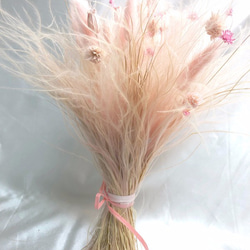 【ベビーピンクのふんわりしたドライフラワー花束】 3枚目の画像